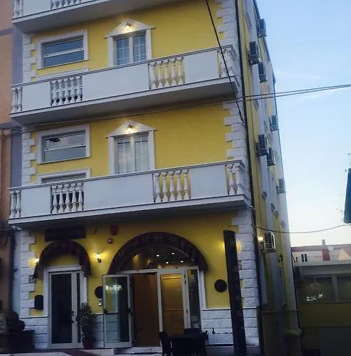 Anthony 3* Mirto (Cosenza)